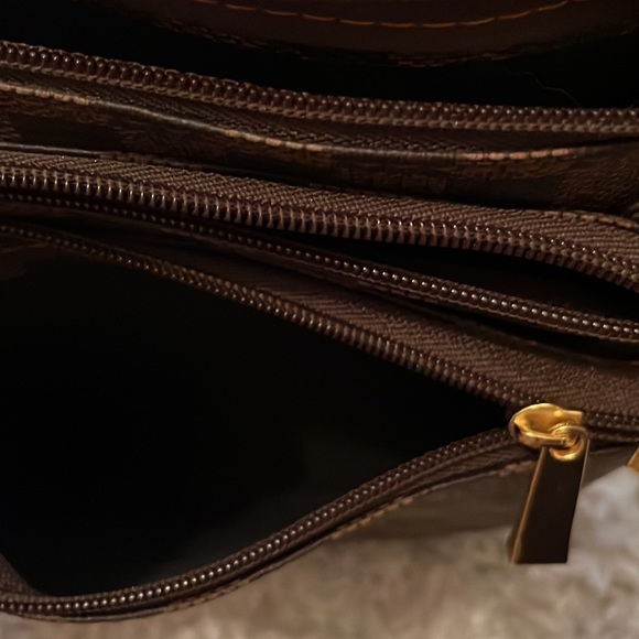 Cross bag - Picture 8 of 9